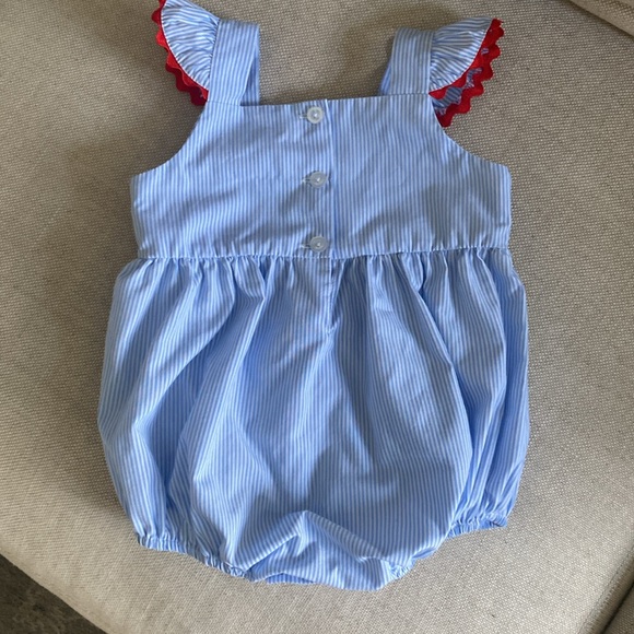 Stitchy Fish Patriotic Bubble 9m - Picture 4 of 8